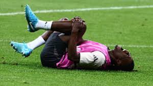 他的缺席无 他的缺席无